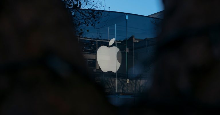U.S. Justice Dept. Sues Apple, Claiming iPhone Monopoly in Antitrust Case
