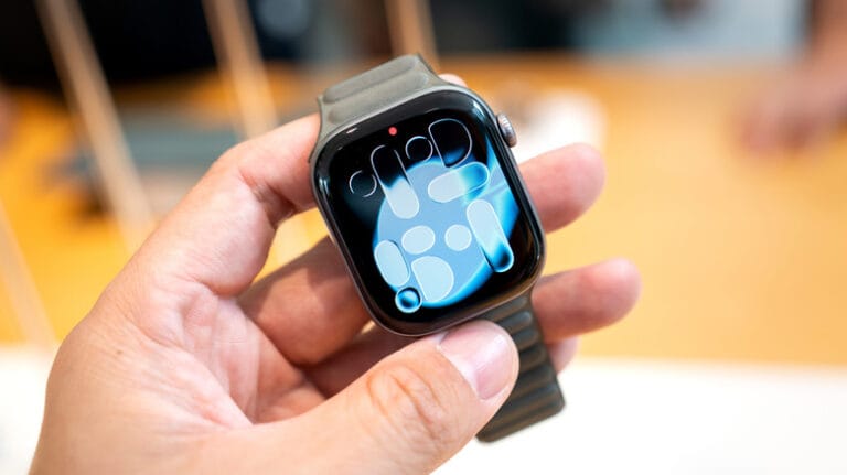 4 Smartwatches With Longer Battery Life Than The Apple Watch Series 11 – bgr.com